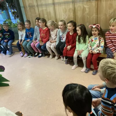 Vorlesestunde im Kindergarten