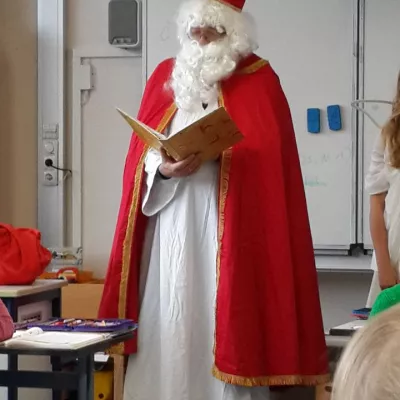 Der Nikolaus war in der Grundschule