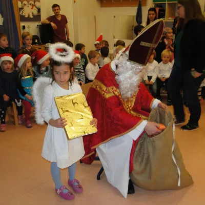 Der Nikolaus war in der Grundschule!