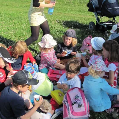 Kindertag 2011 - Wanderung und Picknick